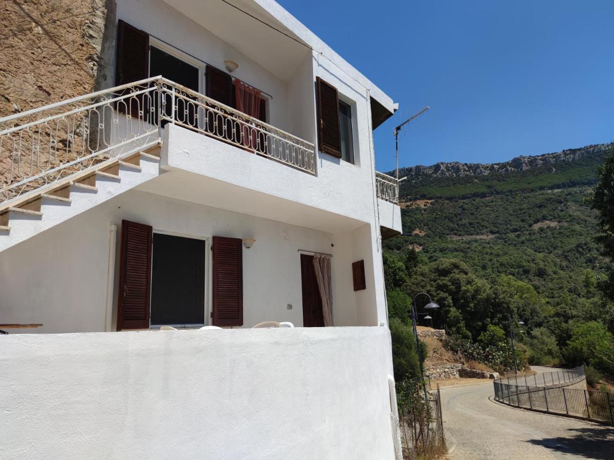 Sa Dommu 'E Su Coro Villa Triei Exterior photo